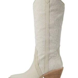 Dolce Vita Navene Off-White Pearls size 6M